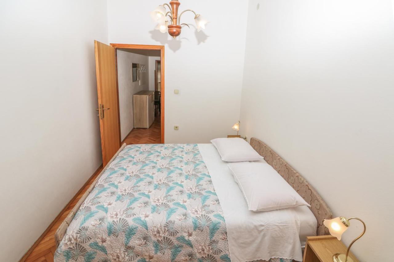 Apartment Marulic In Old Town Baška Kültér fotó
