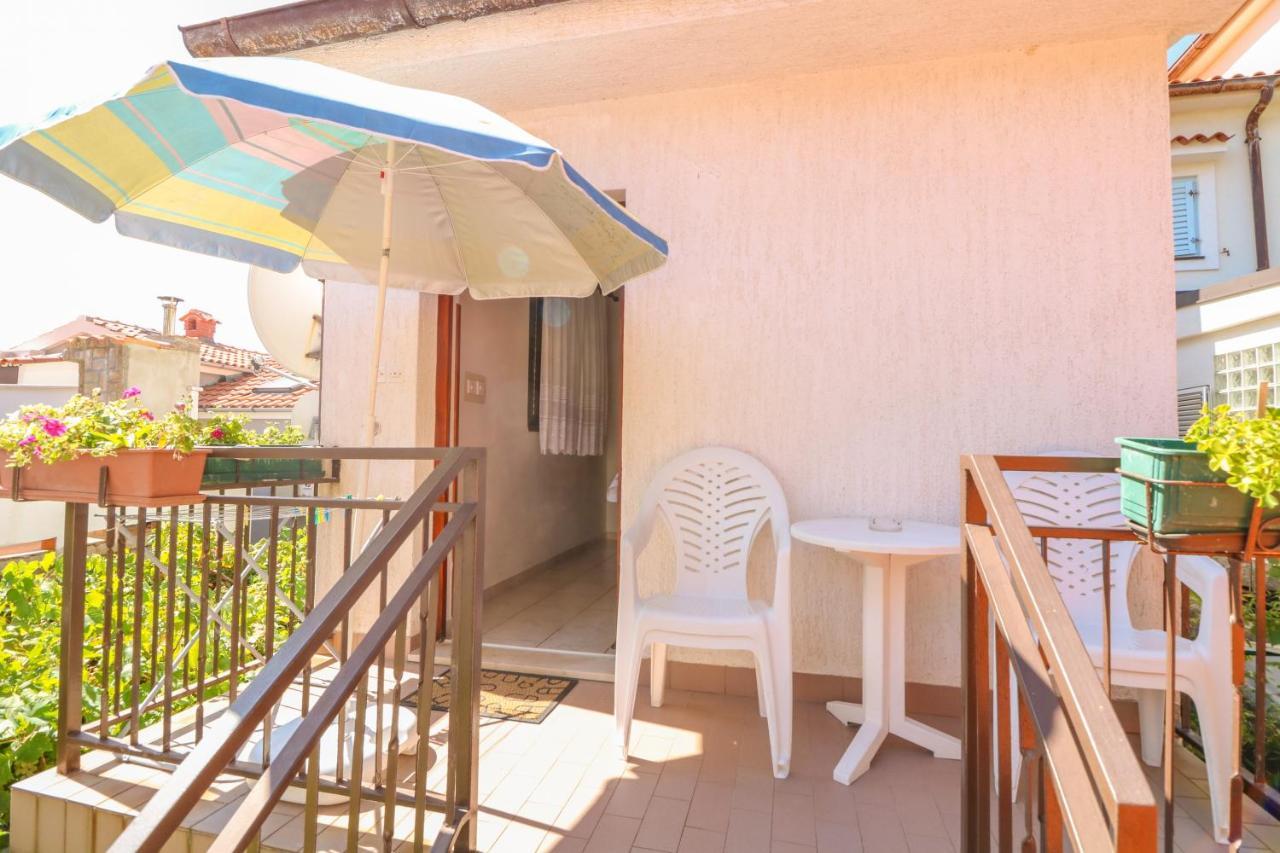 Apartment Marulic In Old Town Baška Kültér fotó