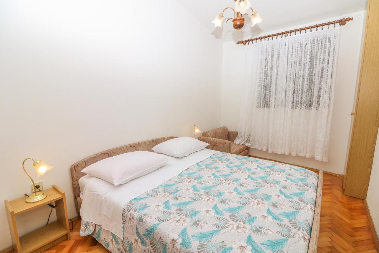 Apartment Marulic In Old Town Baška Kültér fotó